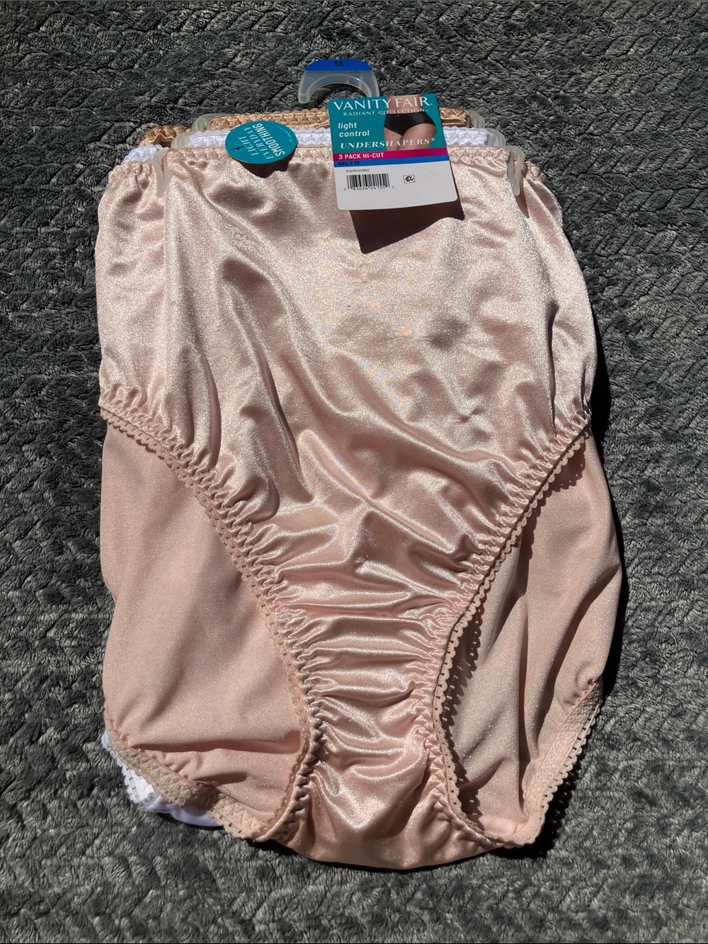 Vanity Fair Light Control Hi-Cut Briefs - 3 Pack Size 5 XL / 12